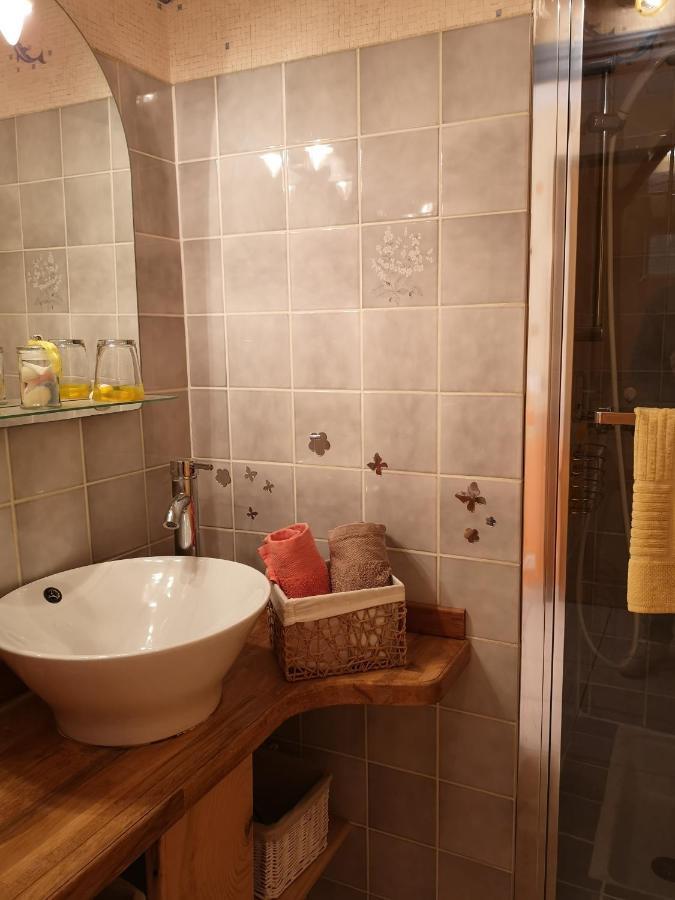 Le Vieux Sechoir Bed and Breakfast Miers Exteriör bild